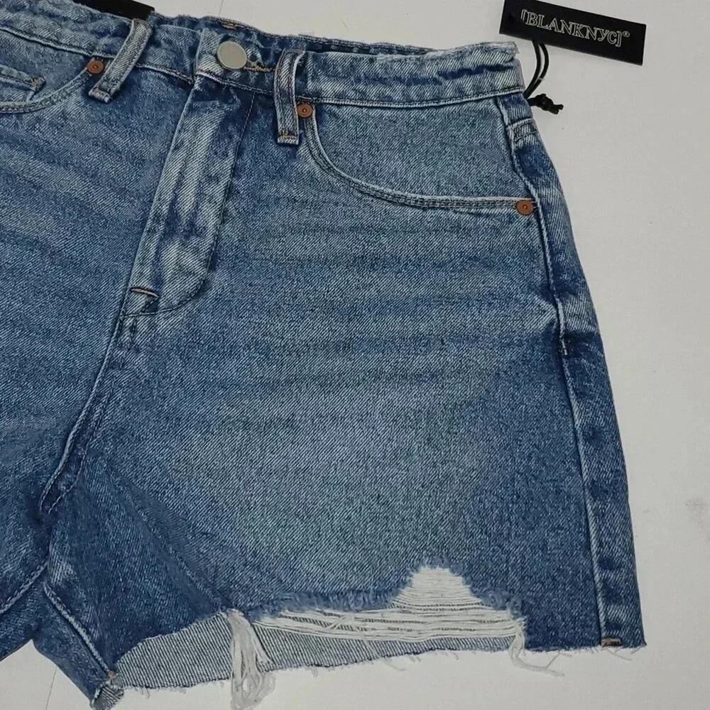 Blank NYC High Rise Ribcage Short NWT Size 28 - Picture 9 of 11